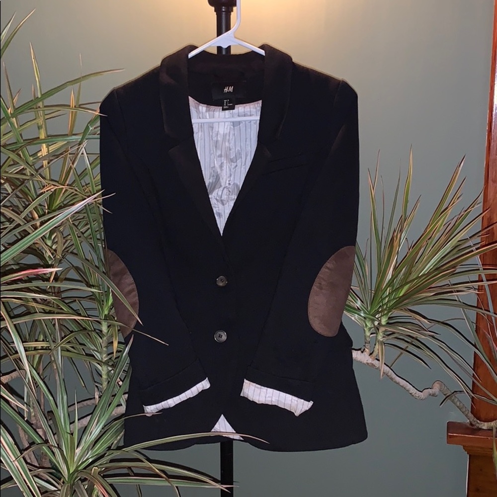 Blazer with elbow pads
